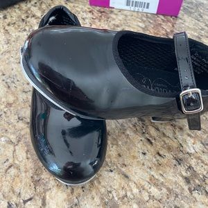 Revolution tap shoes! Toddler! Size 13